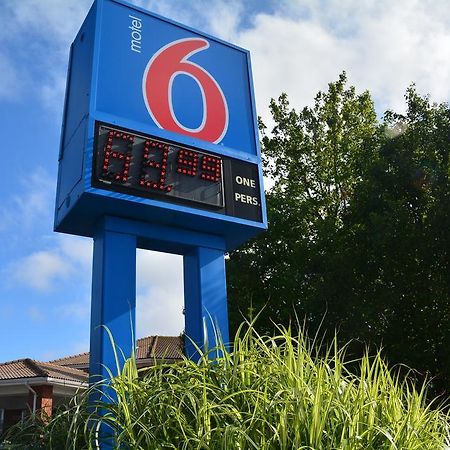 Motel 6-Newport, RI Buitenkant foto